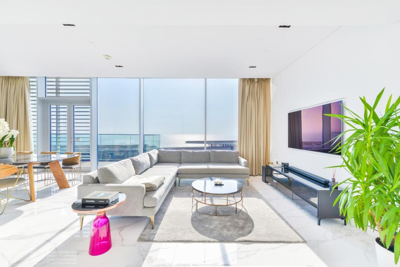 Luxe 3 Bedroom Oceanfront Apartment In The Heart Of Bluewaters Island Dubai Dış mekan fotoğraf