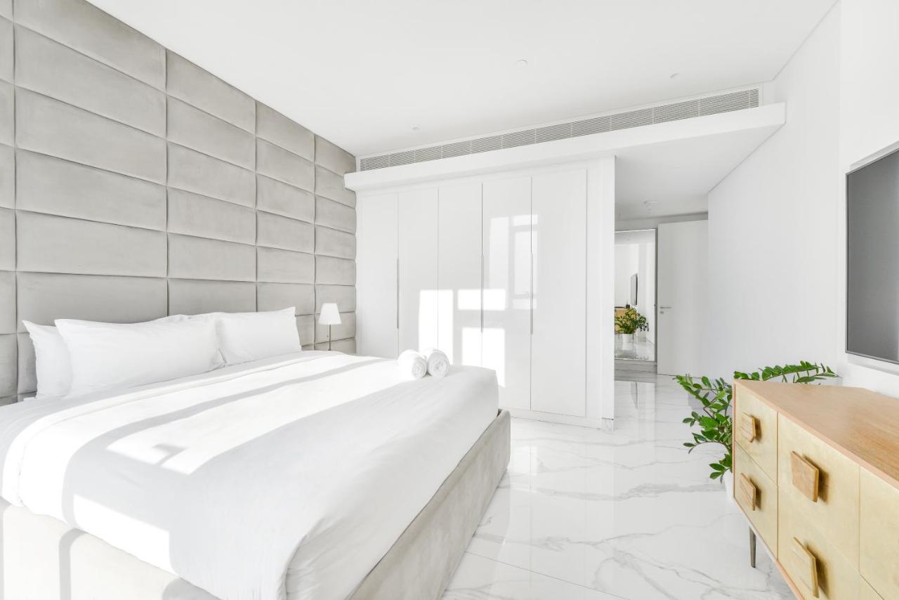 Luxe 3 Bedroom Oceanfront Apartment In The Heart Of Bluewaters Island Dubai Dış mekan fotoğraf