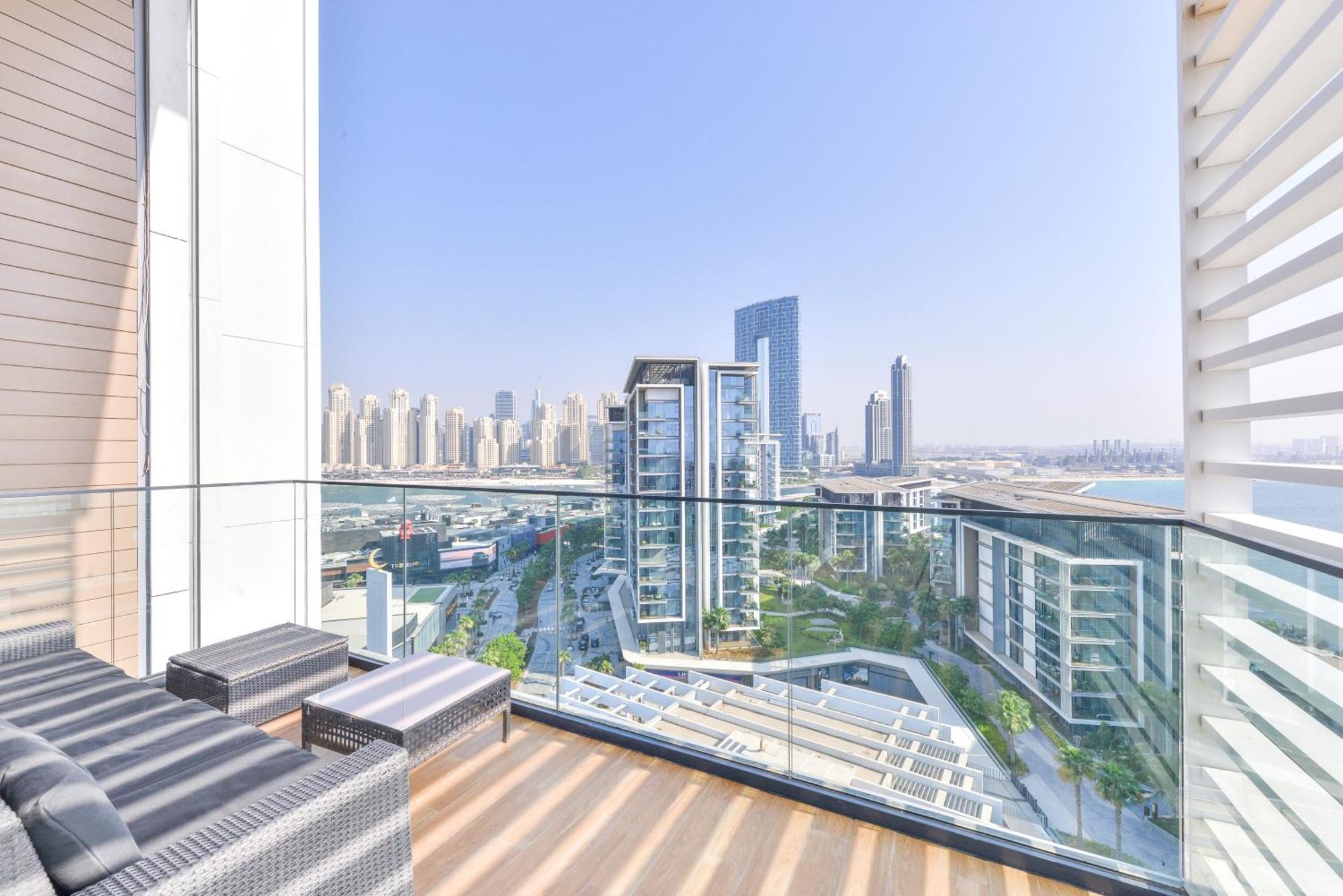 Luxe 3 Bedroom Oceanfront Apartment In The Heart Of Bluewaters Island Dubai Dış mekan fotoğraf