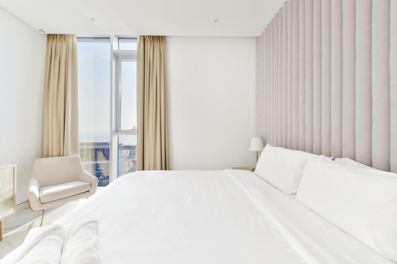 Luxe 3 Bedroom Oceanfront Apartment In The Heart Of Bluewaters Island Dubai Dış mekan fotoğraf