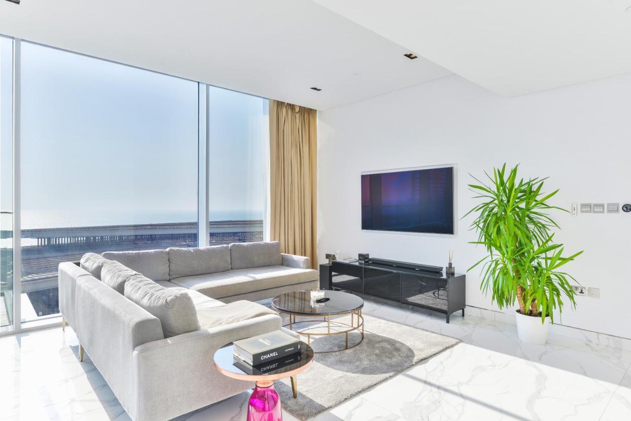 Luxe 3 Bedroom Oceanfront Apartment In The Heart Of Bluewaters Island Dubai Dış mekan fotoğraf