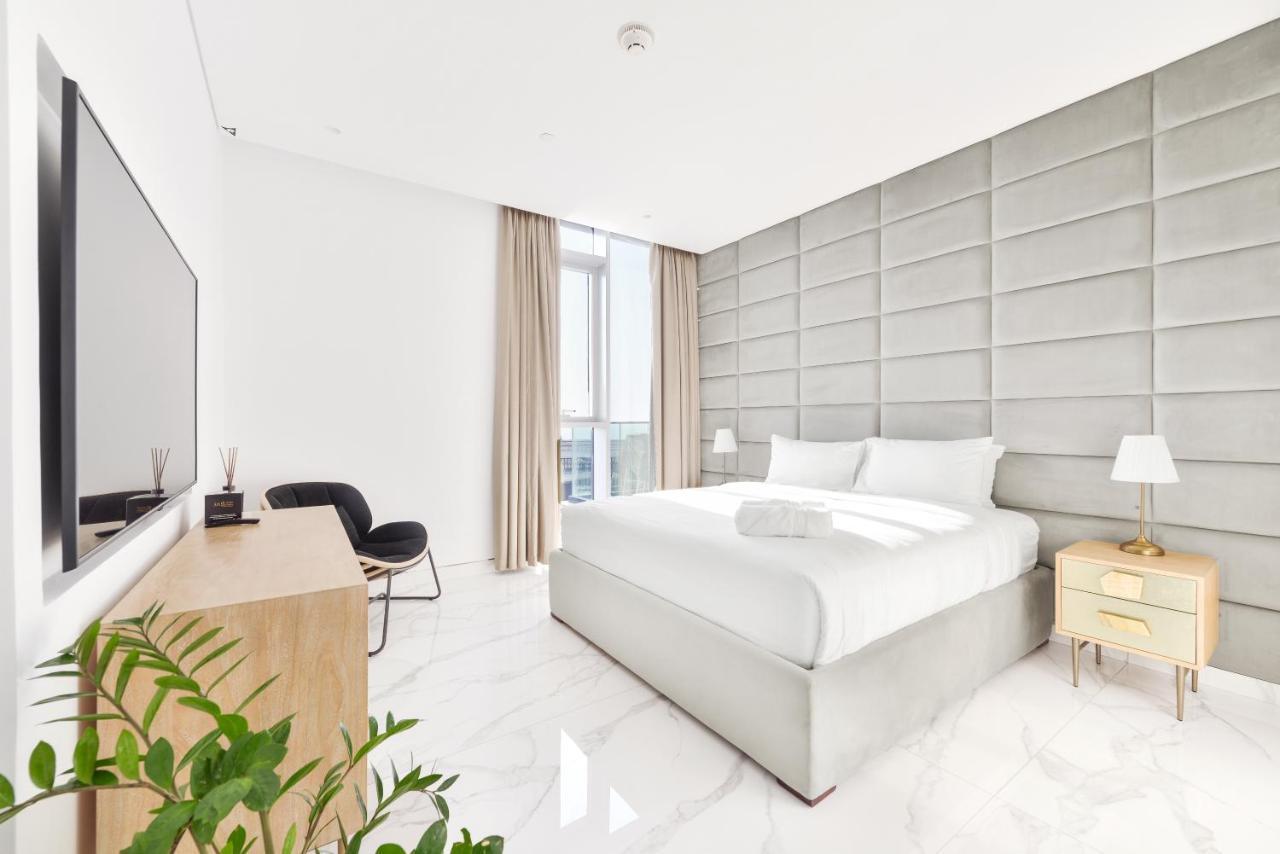 Luxe 3 Bedroom Oceanfront Apartment In The Heart Of Bluewaters Island Dubai Dış mekan fotoğraf